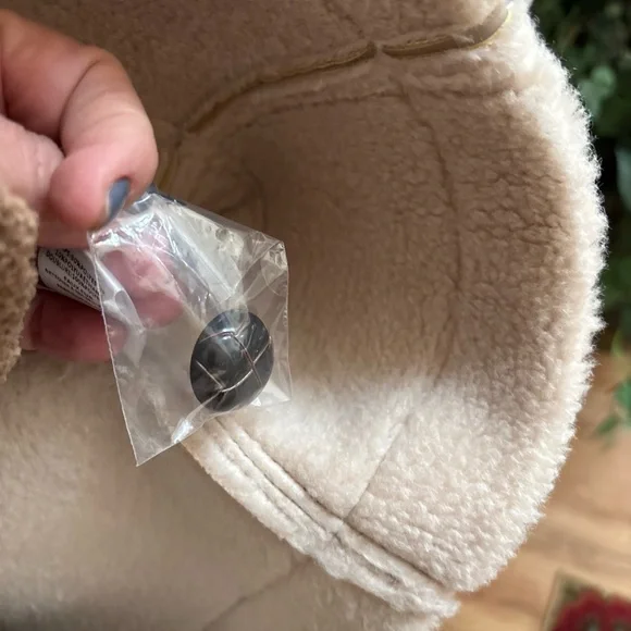 NWT Astr The Label Revolve Francine Faux Leather Shearling Jacket Size XL - Picture 8 of 9